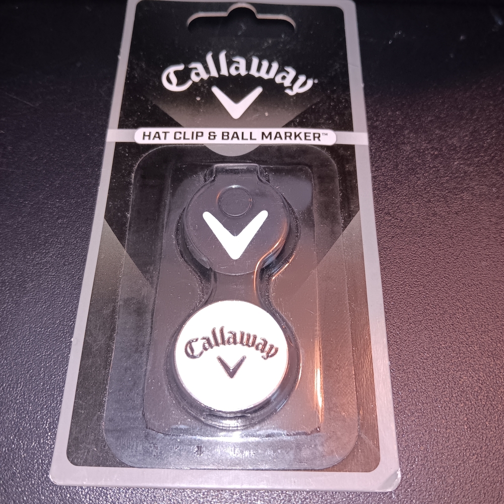Callaway Black and White Hat Clip & Ball Marker Set